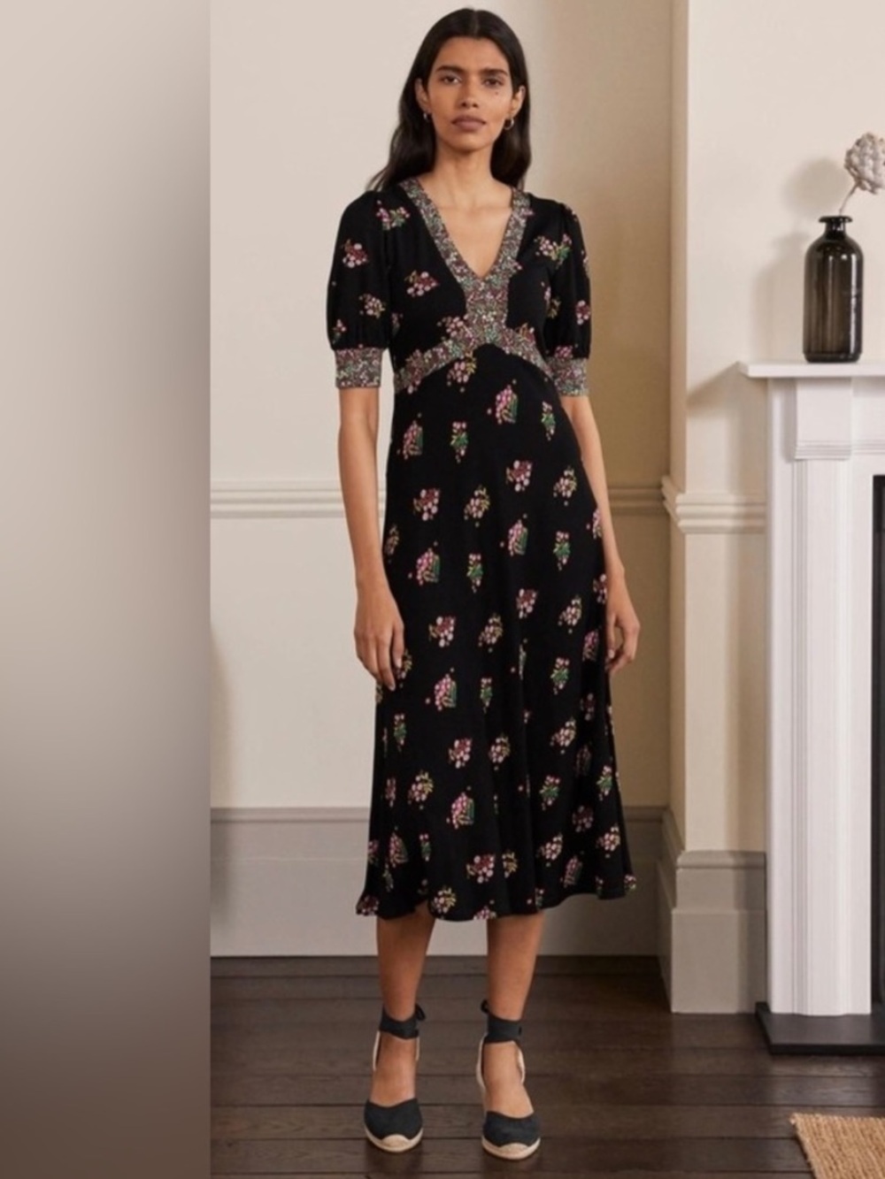 Boden Eva Black Puff Sleeve Jersey Midi Dress with Pink & Green Floral Print - 6